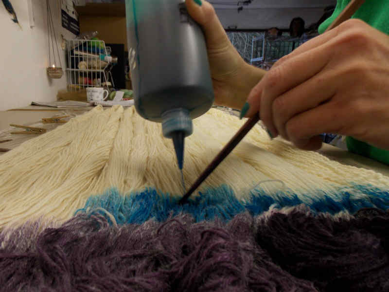 How to hand paint yarn, Kentucky Blue Fiber Co.