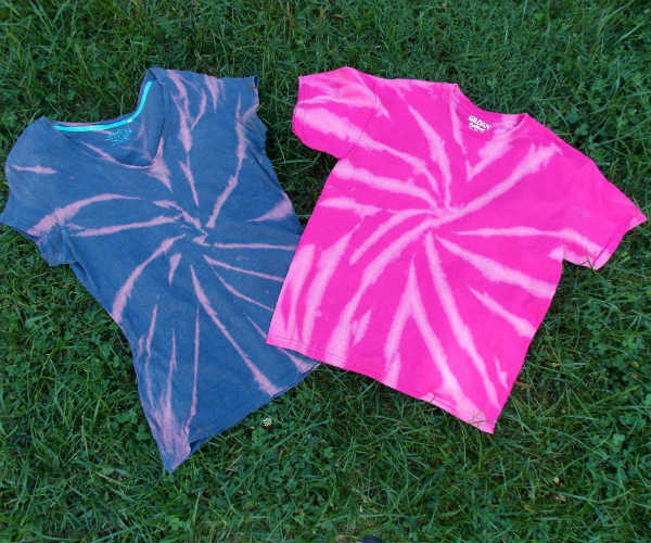 Bleach Tie Dye (a.k.a. Reverse Tie Dye) - Chaotically Yours