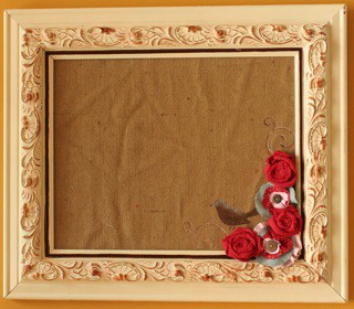 DIY Bulletin Board made of Burlap Fabric