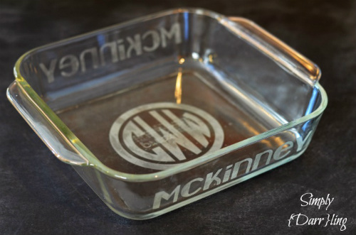 DIY Gift Etched Pyrex Baking Dish