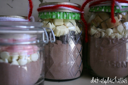 Hot Cocoa Mix Mason Jar Christmas Gift. Also a Housewarming Gift or New Neighbor Gift Idea
