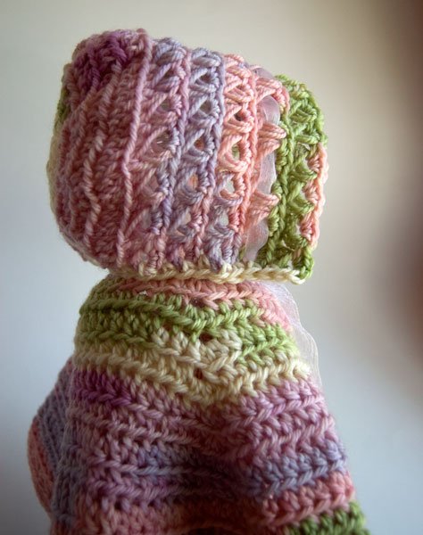 Baby Bonnet Crochet Pattern by Moogly