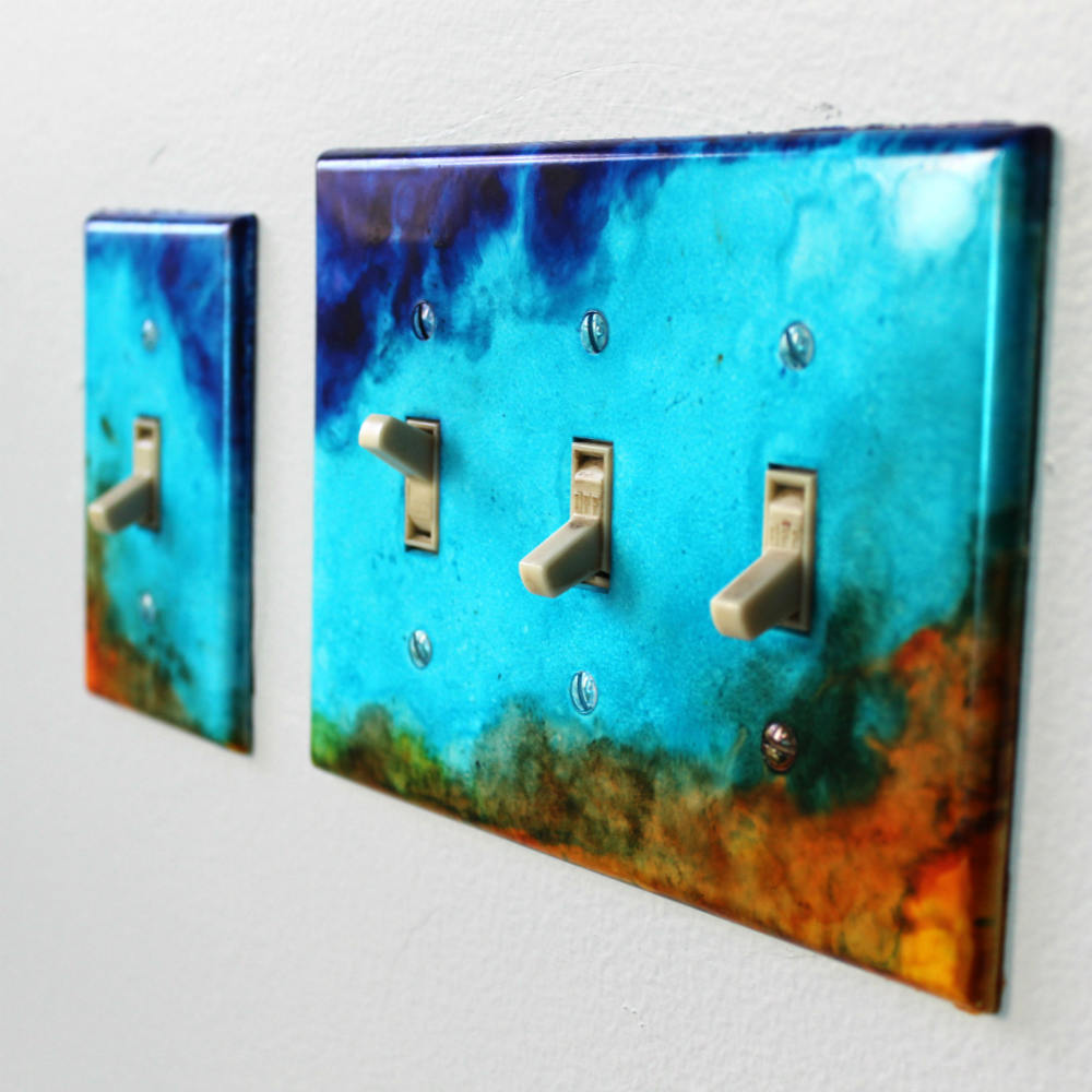 Seal the alcohol ink on the plate covers