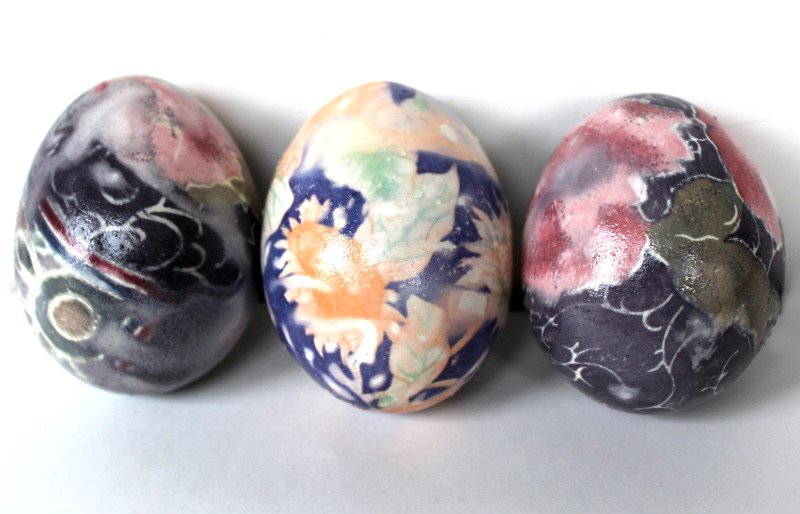 How to Color Easter Eggs with Silk Ties