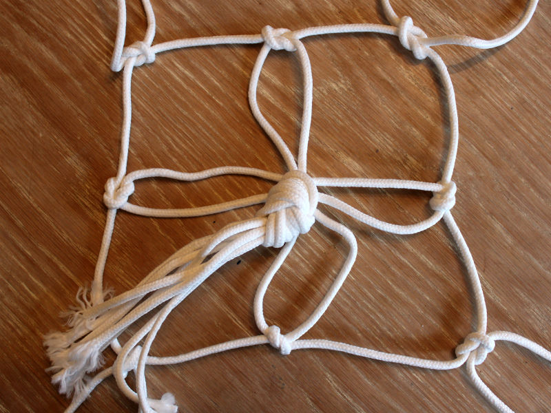 DIY Plant Hanger, a FiberArtsy.com tutorial