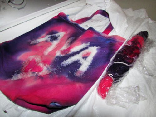 Fabric Dyeing with a Salt Resist