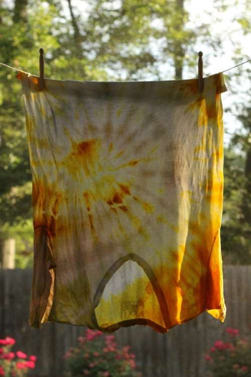 Natural Tie Dye with Turmeric